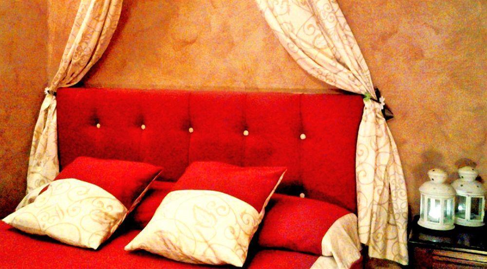 Pradets Hotel Vielha Bagian luar foto